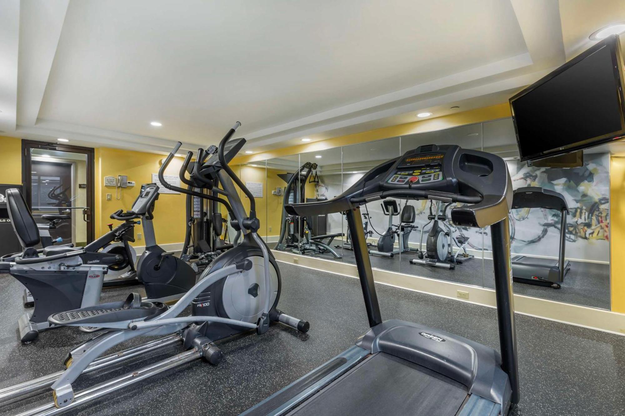 Best Western Plus New Englander Woburn Exterior foto