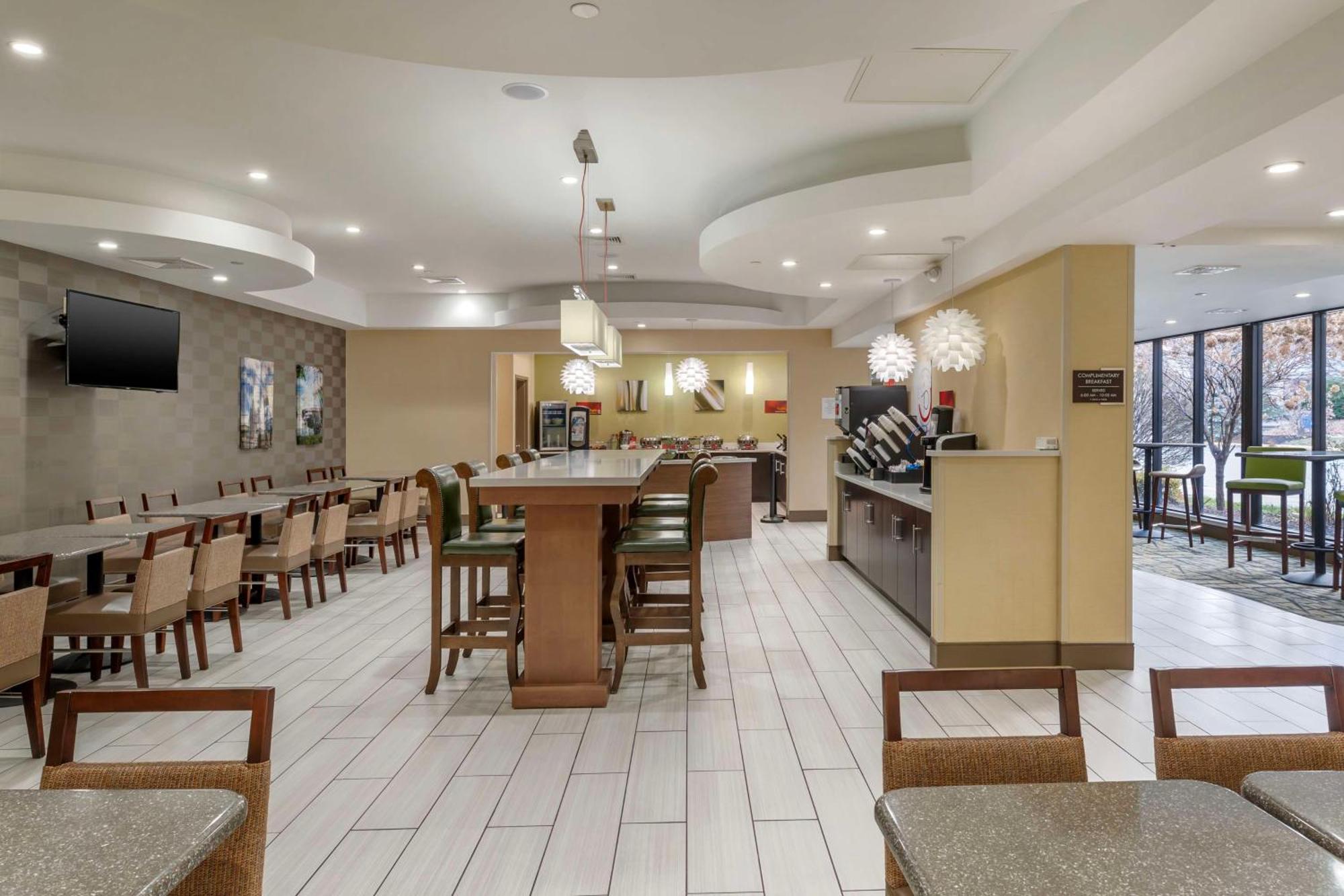 Best Western Plus New Englander Woburn Exterior foto